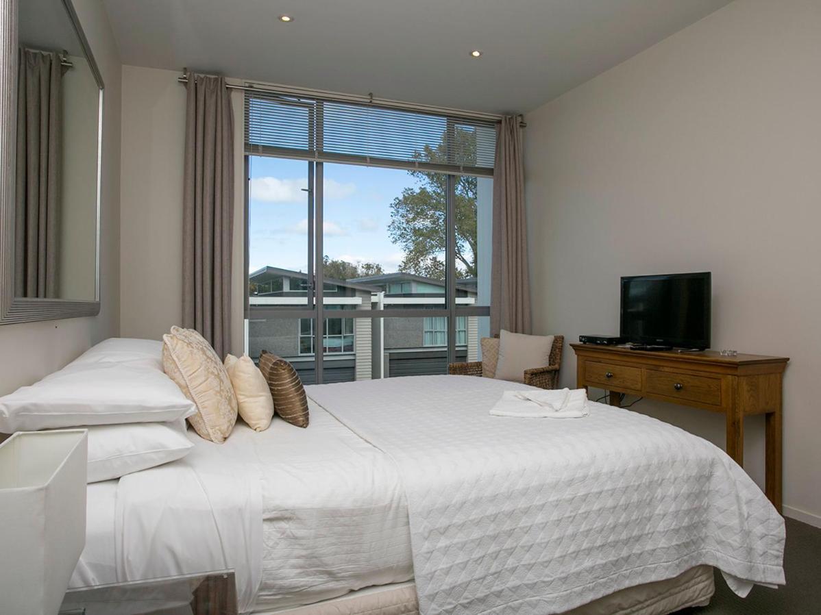 Marinaside Villa - Taupo Holiday Apartment Buitenkant foto