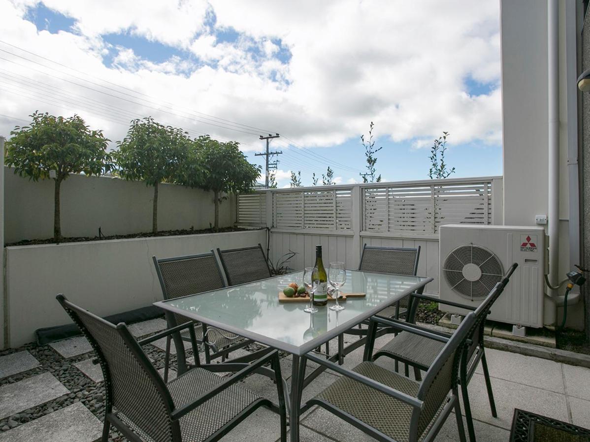Marinaside Villa - Taupo Holiday Apartment Buitenkant foto